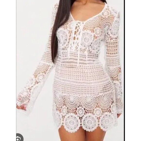 Pretty Little Things White Crochet Over Swimsuit Dress Size 0 - Picture 1 of 14